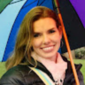 Meet your Posher, Laurie